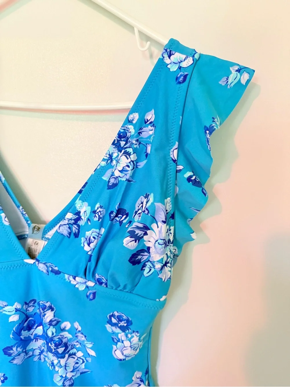 NWT Cupshe Blue Floral Swimsuit